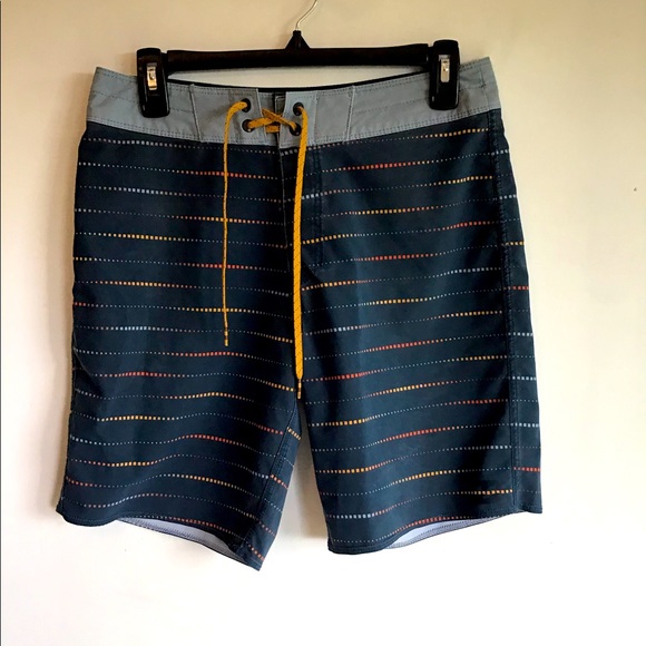 Billabong Sunday’s platinum X board shorts, men’s 28, multicolored design